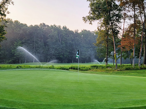 Golf Course «Blue Ridge Trail Golf Club», reviews and photos, 260 Country Club Dr, Mountain Top, PA 18707, USA