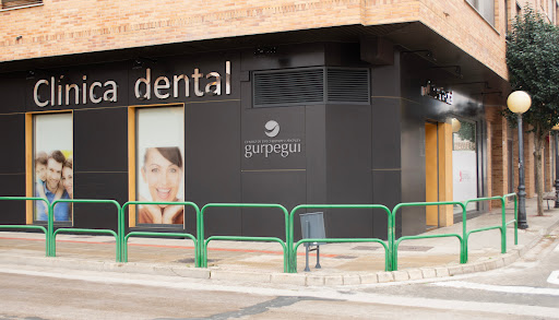 Centro de Especialidades Dentales Gurpegui en Santo Domingo de la Calzada, La Rioja