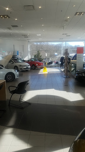 Volkswagen Dealer «Colonial Volkswagen», reviews and photos, 89 Turnpike Rd, Westborough, MA 01581, USA