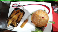 Hamburger du Restaurant halal Alambra Steak House Halal à Stains - n°8