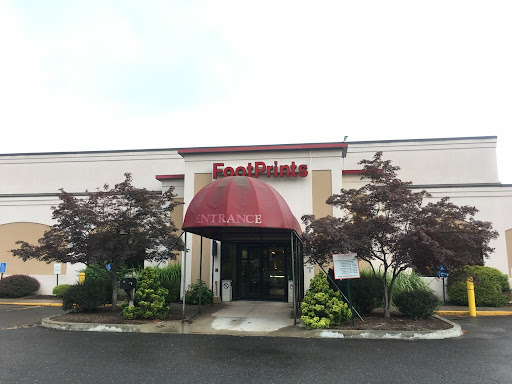 Footprints Fashion & Footwear, 79 Costello Rd, Newington, CT 06111, USA, 