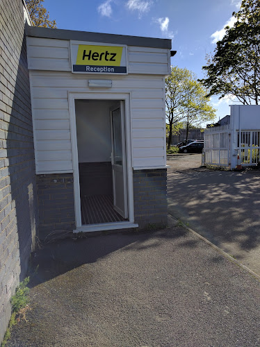Reviews of Hertz in Milton Keynes - Car rental agency