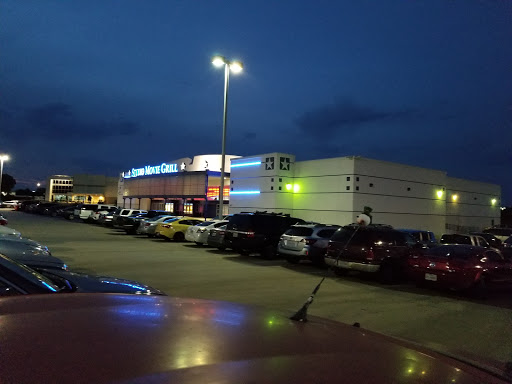 Movie Theater «Studio Movie Grill», reviews and photos, 1600 S Stemmons Fwy, Lewisville, TX 75067, USA