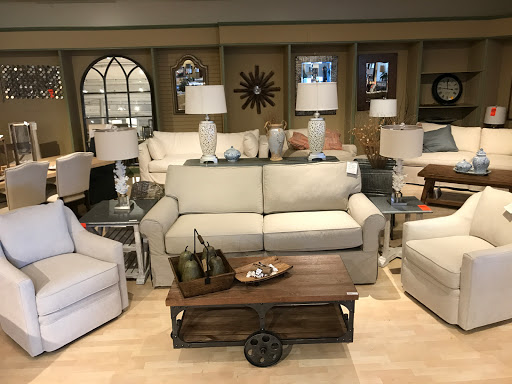 Furniture Store «Rudd Furniture Company», reviews and photos, 1109 W Main St, Dothan, AL 36301, USA