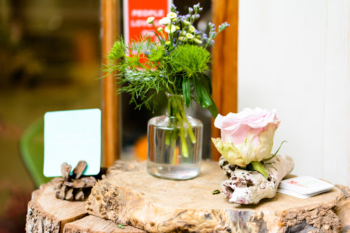 Florist «Flower Power Studio», reviews and photos, 28914 Roadside Dr Unit 218, Agoura Hills, CA 91301, USA