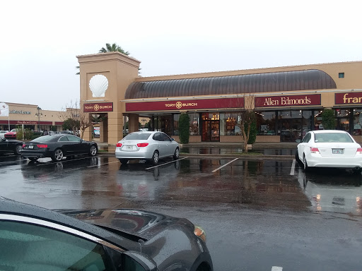 Shopping Mall «Silver Sands Premium Outlets», reviews and photos, 10562 Emerald Coast Pkwy W, Miramar Beach, FL 32550, USA