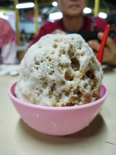 Gerai Minum Weng Kee (Auntie Peggy's ice kacang & cendol)