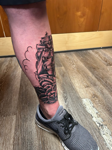 Explore poison ivy tattoo ideas, creative tattoo ideas in Tewksbury, available at Lucid Arts Tattoo Studio