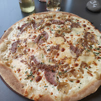 Plats et boissons du Pizzeria Basilic & Co à Suresnes - n°3