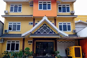 Urbanview Hotel Pondok Anggun Yogyakarta image