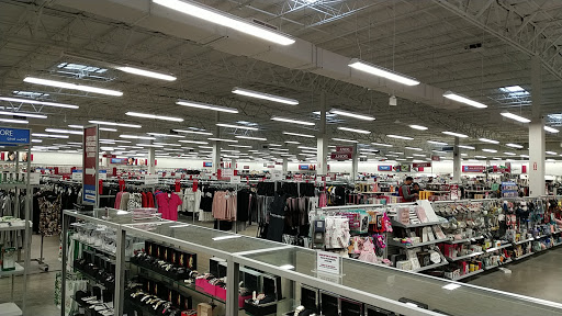 Clothing Store «Burlington Coat Factory», reviews and photos, 290 Turnpike Rd #10, Westborough, MA 01581, USA