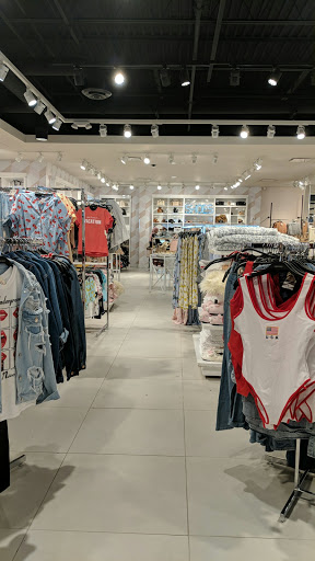 Clothing Store «Forever 21», reviews and photos, 2300 Lincoln Hwy, Langhorne, PA 19047, USA
