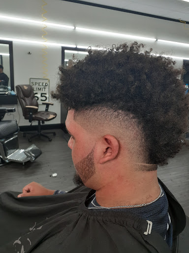 Barber Shop «V.I.P. Cuts Barber Shop Inc.», reviews and photos, 17519 Pines Blvd, Pembroke Pines, FL 33029, USA