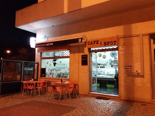 Café Spot. Pastelaria e Petiscos. - Amadora
