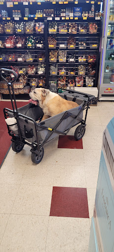 Liquor Store «Cardinal Wine & Spirits», reviews and photos, 1616 W Algonquin Rd, Hoffman Estates, IL 60192, USA