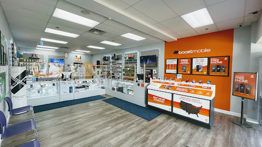 Cell Phone Store «Communication Depot», reviews and photos, 242 Mayfair Plaza Shopping Center, Florissant, MO 63033, USA