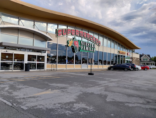 Supermercado Nuestra Familia, 1826 Vinton St, Omaha, NE 68108, USA, 