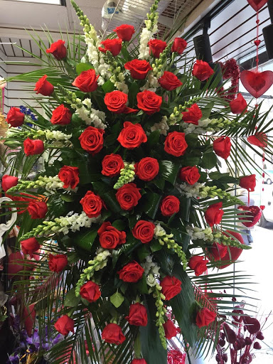 Florist «Gallery of Flowers Ny Corporation», reviews and photos, 1151 Brighton Beach Ave, Brooklyn, NY 11235, USA