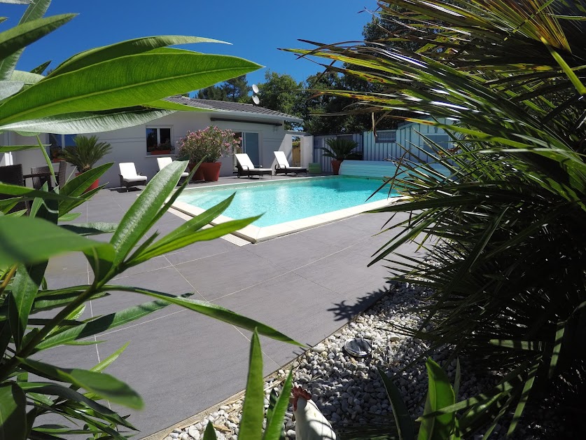 La Palmeraie de Mimi ****- Gîte,maison,villa climatisé avec piscine à Biganos - Bassin d'Arcachon à Biganos (Gironde 33)