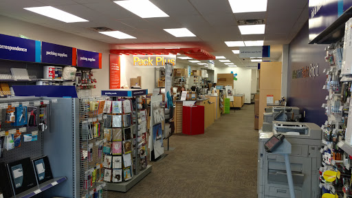 Print Shop «FedEx Office Print & Ship Center», reviews and photos, 8673 W Grand River Ave, Brighton, MI 48116, USA