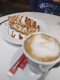 Cappuccino du Restaurant français Café Gustave à Paris - n°5