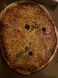 Plats et boissons du Pizzeria CHIRENS PIZZA - n°11
