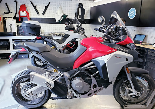 Motorcycle Dealer «Moto Club di Santa Monica», reviews and photos, 2013 Lincoln Blvd, Santa Monica, CA 90405, USA