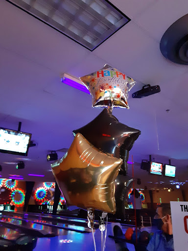 Bowling Alley «Mohegan Bowl», reviews and photos, 51 Thompson Rd, Webster, MA 01570, USA