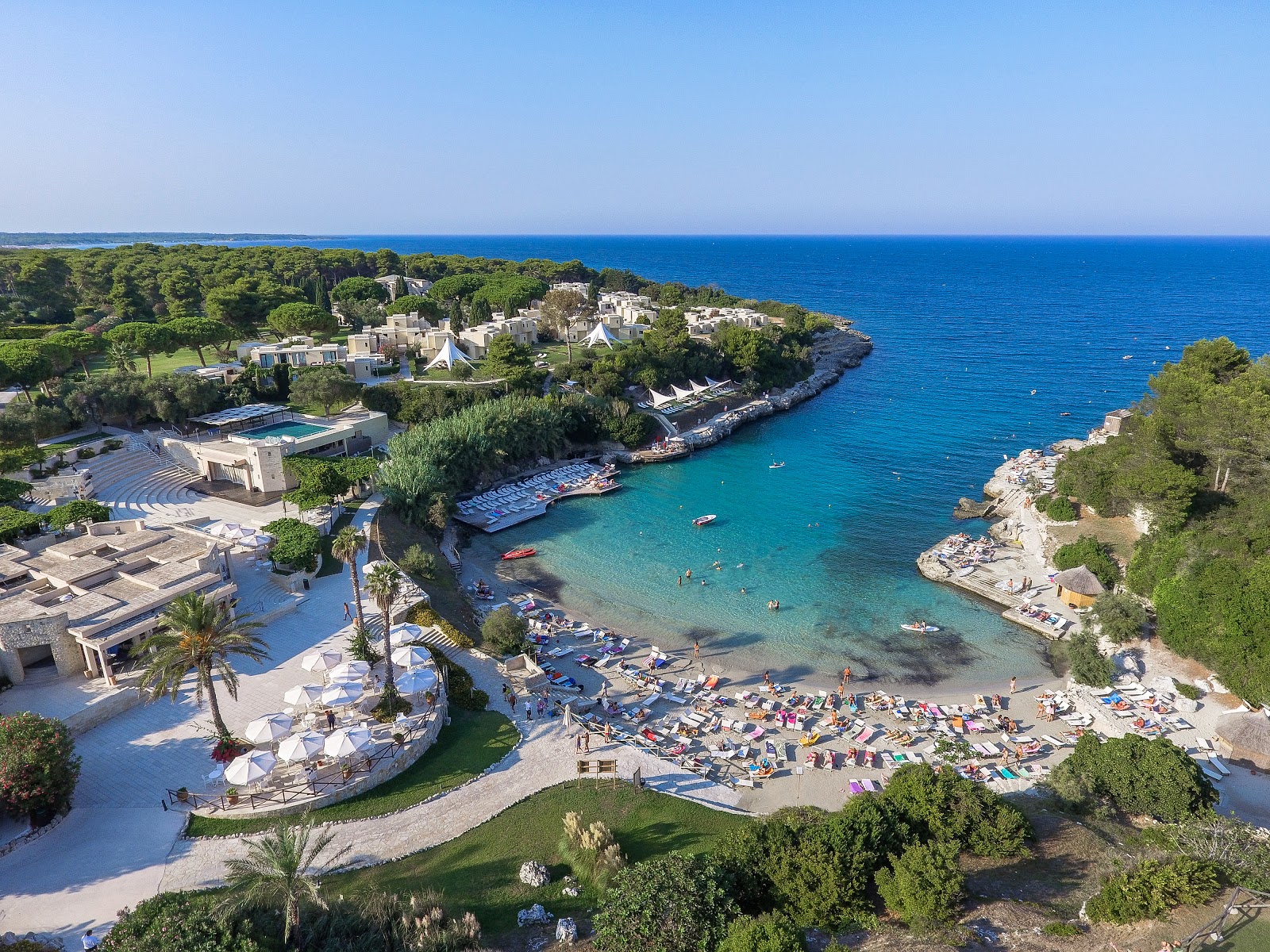 Santo Stefano Bay'in fotoğrafı küçük koy ile birlikte