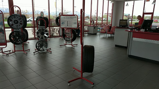Tire Shop «Discount Tire Store - W Valley City, UT», reviews and photos, 2999 S Glen Eagle Dr, West Valley City, UT 84128, USA