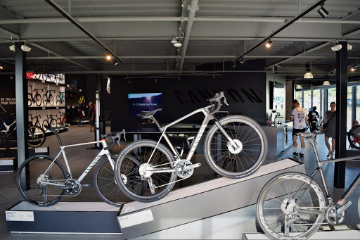 Canyon Bicycles USA image