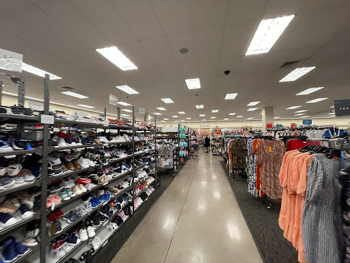 Department Store «Nordstrom Rack Stephanie Street Center», reviews and photos, 579 N Stephanie St, Henderson, NV 89014, USA