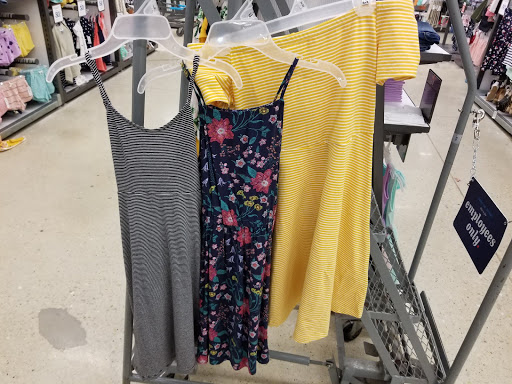 Clothing Store «Old Navy», reviews and photos, 1730 W Fullerton Ave, Chicago, IL 60614, USA