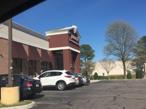 Jewelry Store «Jared The Galleria of Jewelry», reviews and photos, 656 Phoenix Dr, Virginia Beach, VA 23452, USA