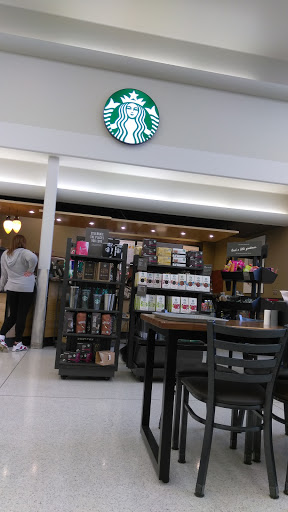 Supermarket «Hy-Vee», reviews and photos, 207 NE Englewood Rd, Kansas City, MO 64118, USA