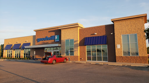 Donations Center «Goodwill Thrift Store», reviews and photos