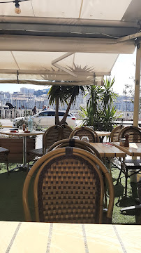 Atmosphère du Restaurant Le Coin Provencal à Marseille - n°8