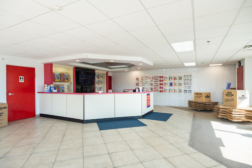 Self-Storage Facility «National Storage Centers - Livonia», reviews and photos, 13635 Merriman Rd, Livonia, MI 48150, USA