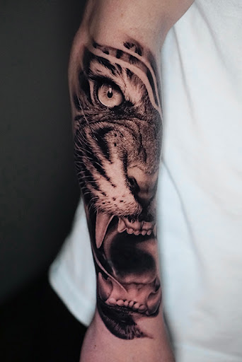 Explore little tattoo ideas for men, creative tattoo ideas in Las Vegas, available at Club Tattoo