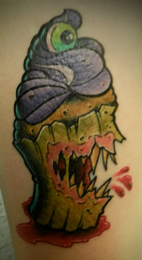 Tattoo Shop «Lady Luck Tattoo Studio», reviews and photos, 220 N Benton St, Woodstock, IL 60098, USA