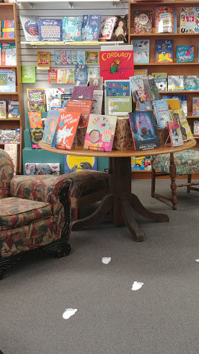 Book Store «Beaufort Bookstore», reviews and photos, 2127 Boundary St #15, Beaufort, SC 29902, USA