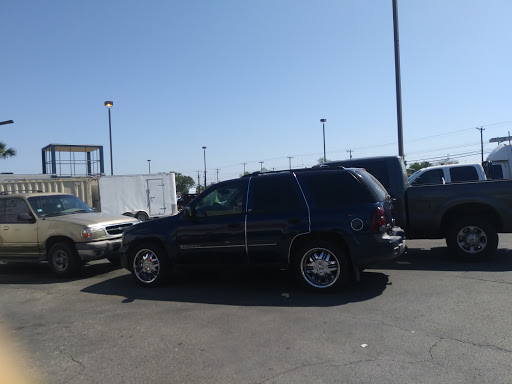 Discount Store «Fallas Paredes Discount Stores», reviews and photos, 4400 Fredericksburg Rd #105, San Antonio, TX 78201, USA