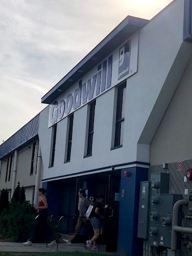 Thrift Store «Goodwill Store & Donation Center», reviews and photos
