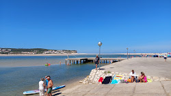 Praia da Foz do Arelho'in fotoğrafı - rahatlamayı sevenler arasında popüler bir yer