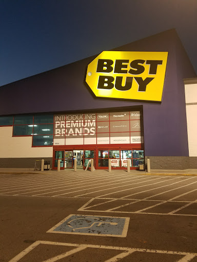Best Buy, 8925 Town and Country Cir, Knoxville, TN 37923, USA, 