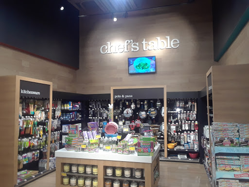 Supermarket «Market 32», reviews and photos, 990 Torringford St, Torrington, CT 06790, USA