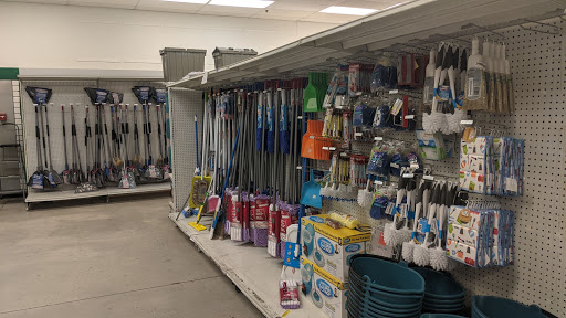 Discount Store «Bargain Hunt», reviews and photos, 30 Orchard Park Dr, Greenville, SC 29615, USA