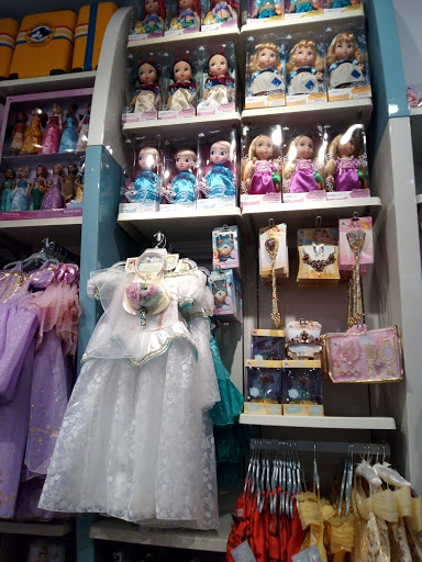 Toy Store «Disney Store», reviews and photos, 7021 S Memorial Dr, Tulsa, OK 74133, USA