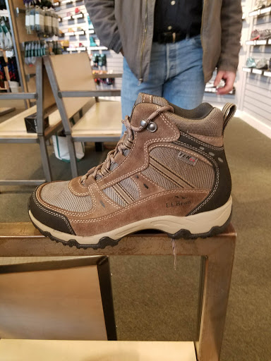 Clothing Store «L.L. Bean», reviews and photos, 700 Paramus Park, Paramus, NJ 07652, USA