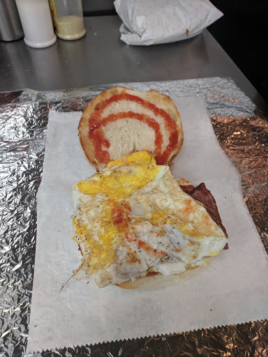 Deli «Rug Mill Deli & Convenience Store», reviews and photos, 20 Jackson St, Freehold, NJ 07728, USA